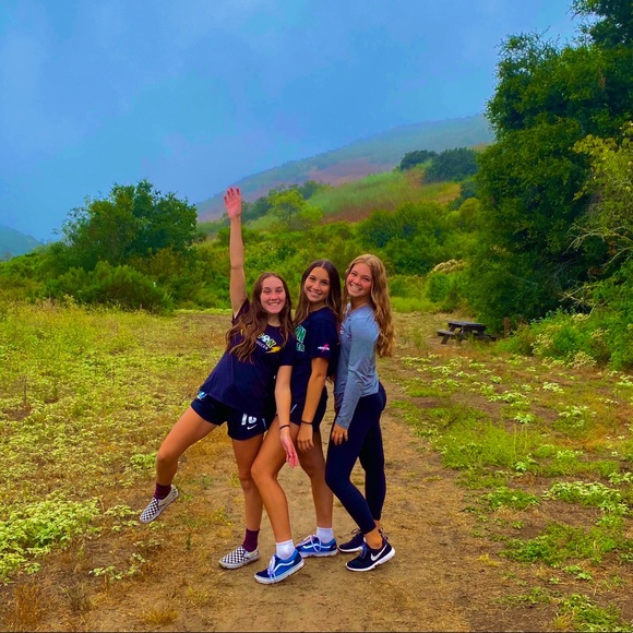 Meet your Posher, Sofia - Picture 1 of 1